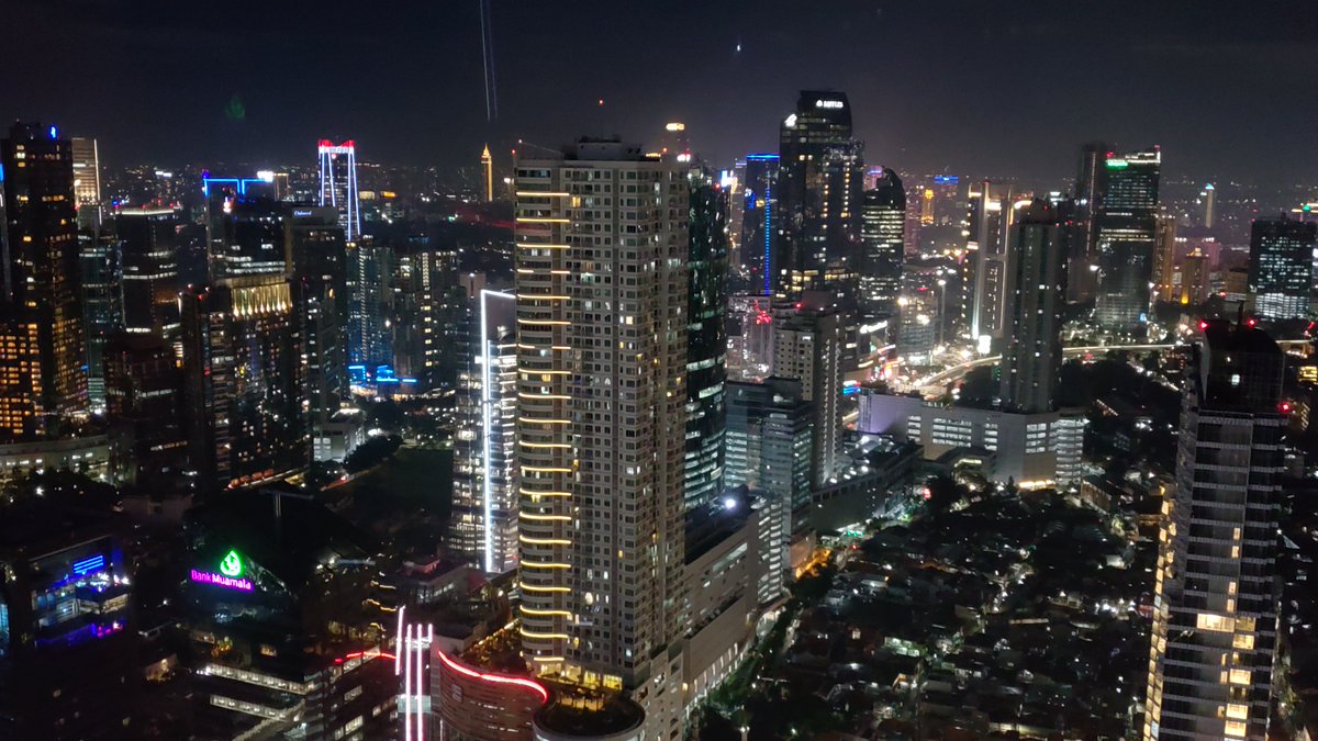 cignifi's tweet photo. Hello from Indonesia. Some of our Boston team is at our Jakarta office this week, meeting with our valued partners, customers and investors. It is always fantastic to experience the optimism and passion for positive change in this dynamic market. https://t.co/vbyCAvYwHq