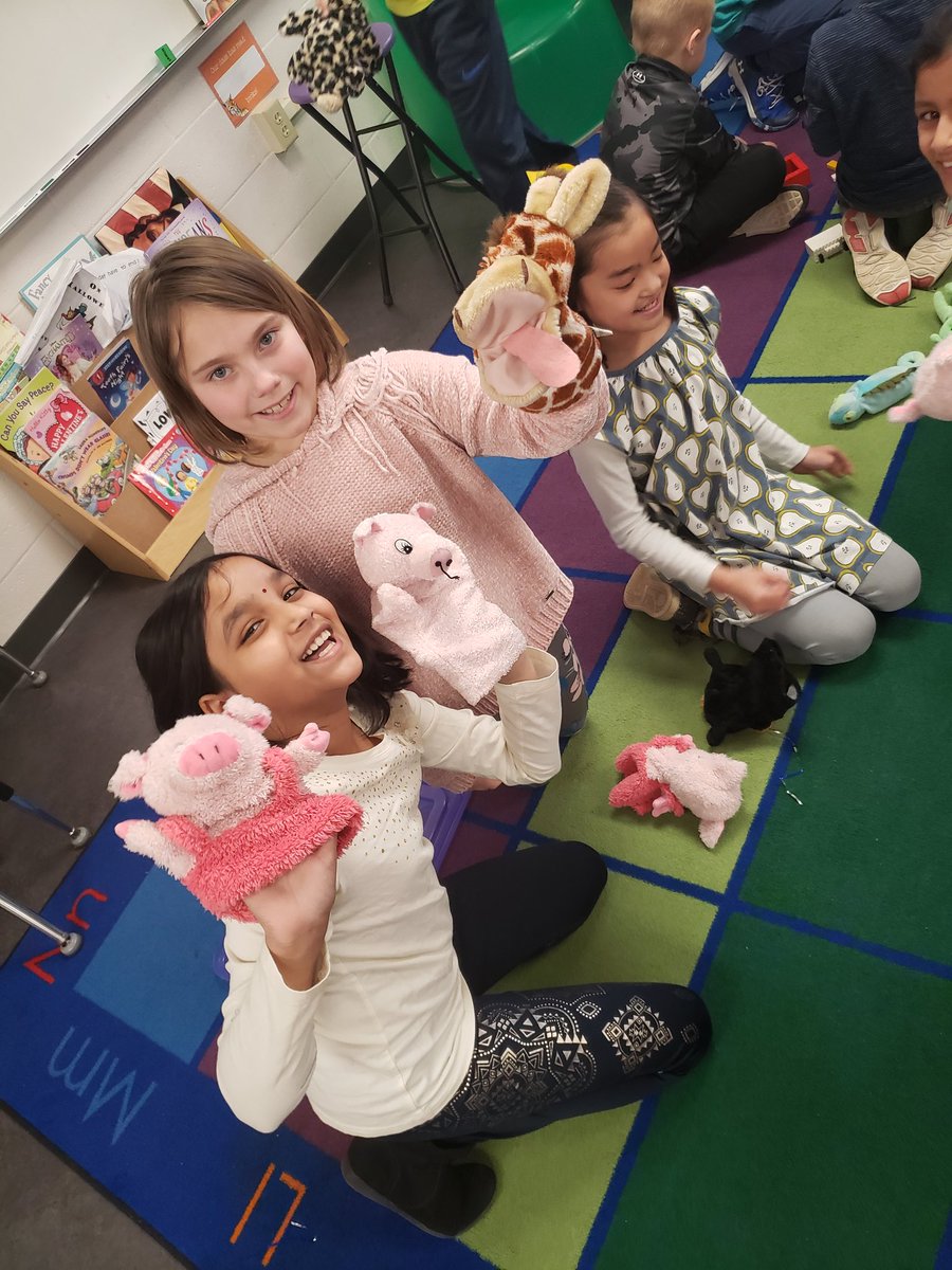 JessDeLuca3's tweet photo. We joined our kindergarten buddies for the Global Day of Play!! #BannerFamily #KidsDeserveIt @CourtneyConlee https://t.co/hMXrP3oyfX