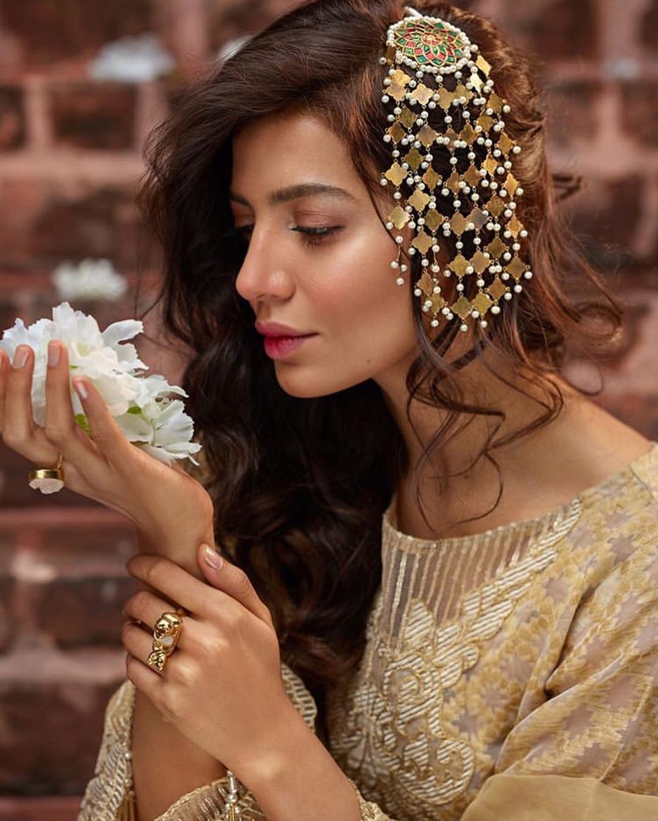 Latest Sharara dress with makeup look for wedding/Party hairstyle with Sharara  dress//Bridal Sharara - YouTube