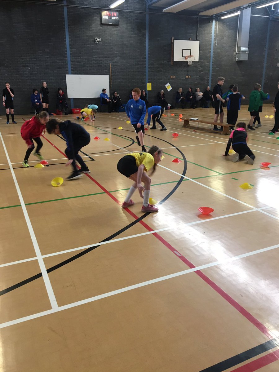 HartlepoolSGO's tweet photo. Change 4 Life Champions training today with a great group of Y5 &amp; 6 children. 👏🏻

Good luck back at school implementing all of your fantastic new ideas 💫😀

Thank you to the Y8 Leadership Academy from @TeamDHC_PE who helped out today!You were fantastic as always👍🏻@DykeHouse https://t.co/vogLj82HLy