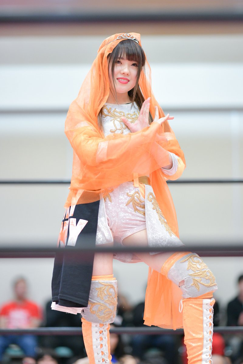 norihon's tweet photo. マッスルJKおよび白川未奈選手
#tjpw #glamorousstrongstyle #マッスルJK https://t.co/fCcjNN6lks