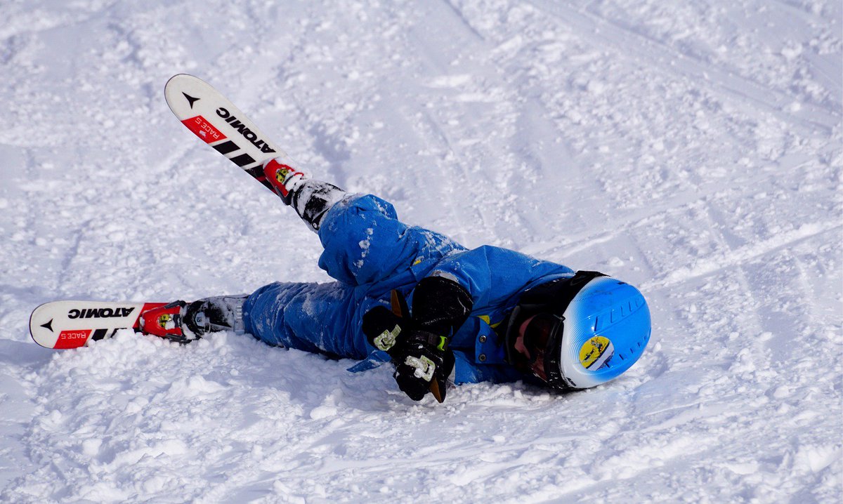 WORD OF THE DAY: SITZMARK - the impression left in the snow by a skier falling over.