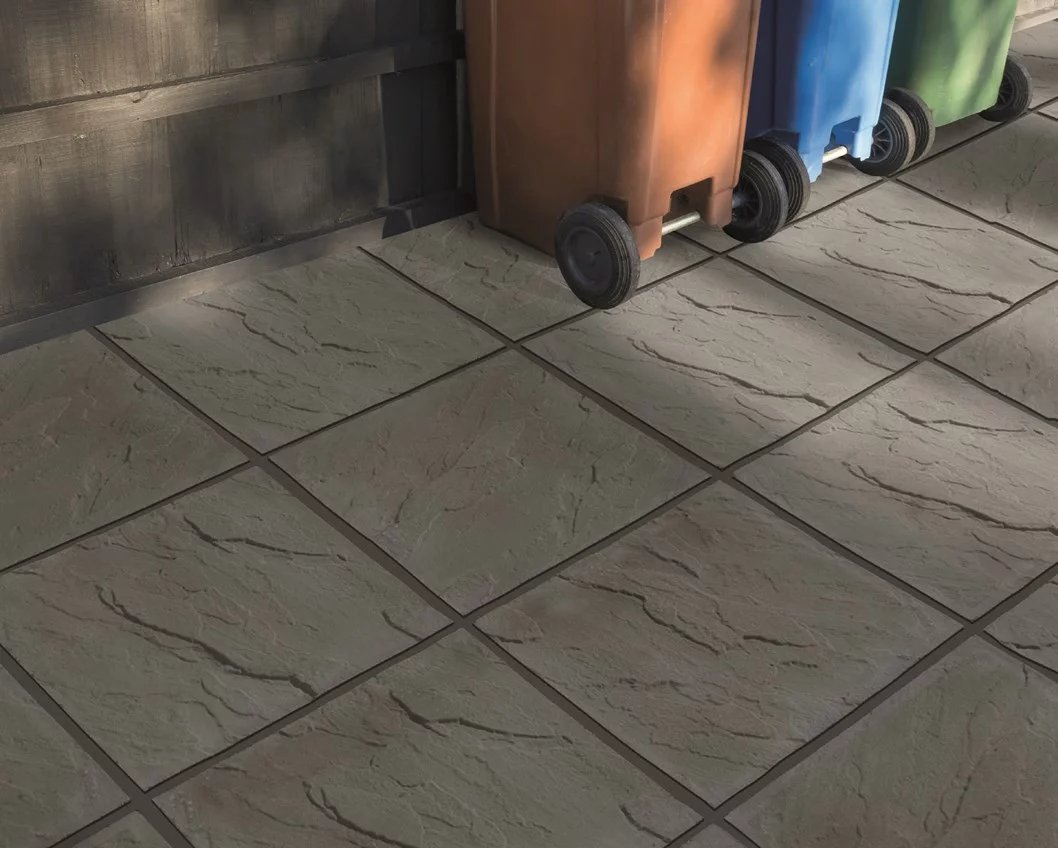 pandrbuilding's tweet photo. @BradstoneUK New in stock at Loughborough branch Bradstone Peak Riven paving in the new Dark Grey colour, available in 600x600mm and 450x450mm https://t.co/QzhqBqndmq