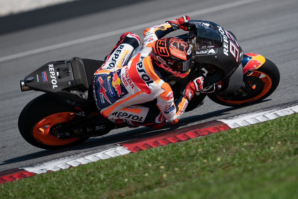 #MM93: "Honda ha trabajado duro estos meses y hemos probado algunas  novedades. / Honda have been working really hard this winter and we  tried a few  things.” 
👉 box.repsol.info/2DdmBmi
#SepangTest2019 #MotoGP #EquipoRepsol