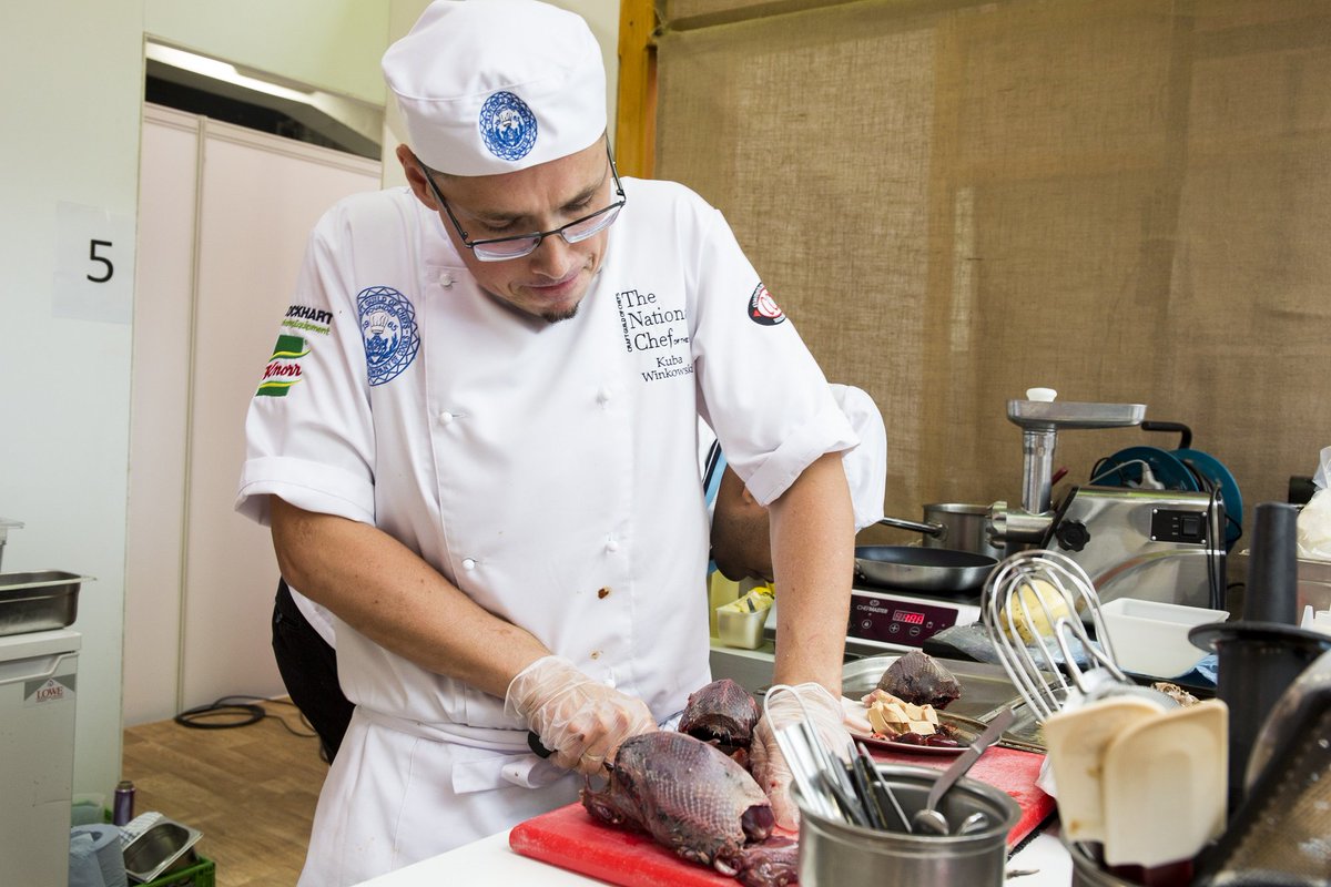 Craft_Guild's tweet image. The day has finally arrived for us to reveal the brief for this year's The National Chef of the Year competition. Entries are now open and will close on Friday 22nd March 2019.  Chefs, it's time to get creative &amp;gt;&amp;gt; bit.ly/NCOTY19brief #NCOTY