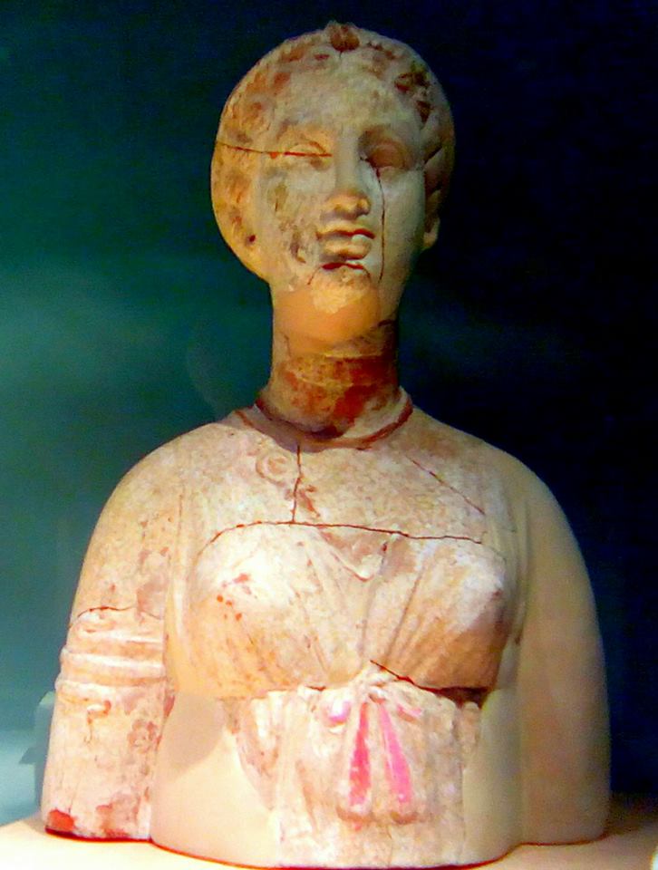 museoaidone1's tweet photo. Seconda metà III secolo a. C. I gioielli a @museoaidone1 https://t.co/RBnfpQlKfa