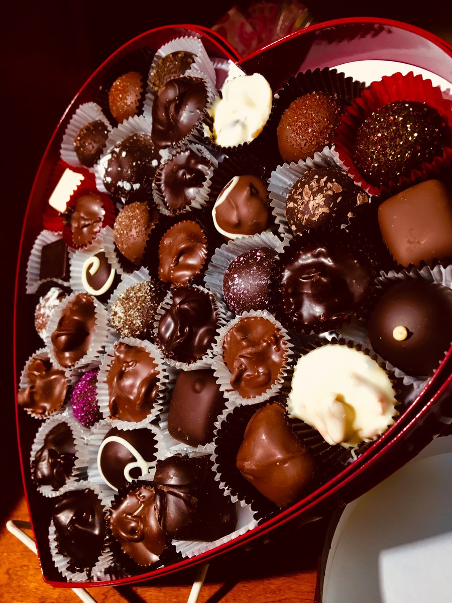 BrandonRothCNY's tweet photo. A local candy store has been making delicious handmade chocolates for more than 100 years. We’ll put ⁦@HerculesCandyCo⁩ to the taste test coming up on ⁦@CNYcentral⁩ #ValentinesDay #tough assignment #yum https://t.co/RYnCXwE5nV