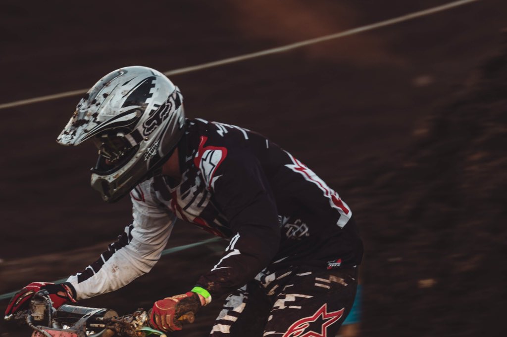 markpiper32's tweet photo. Quality weekend out on the crosser. Me and @szymszymanski97 braved the snow and ice to go send at @ApexMotocross π€πΌ #PPR32
π·: @szymszymanski97 https://t.co/XScXKuJk3c
