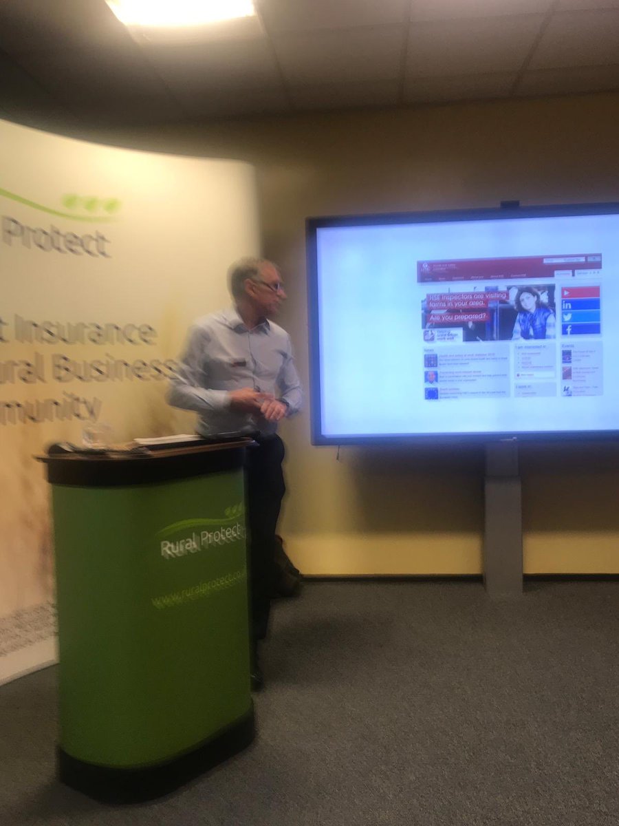 Alan Hornby from @rradarLegal talks to members about Health and Safety in the agricultural sector 🚷🚱⚠️