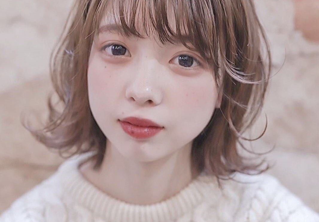 face_media_'s tweet photo. このメイクが似合うかも！　と思うとつい同じようなメイクをしてしまいがち。 「でも、変化をつけたくてもどう変えていいのか分からない……」そんな方のために、脱マンネリメイク法を紹介します。簡単にできることばかりなので、チャレンジしてみてくださいね♪
＠_Natukuma
https://t.co/U4ejBhI1bo https://t.co/1vpYtfQIRW