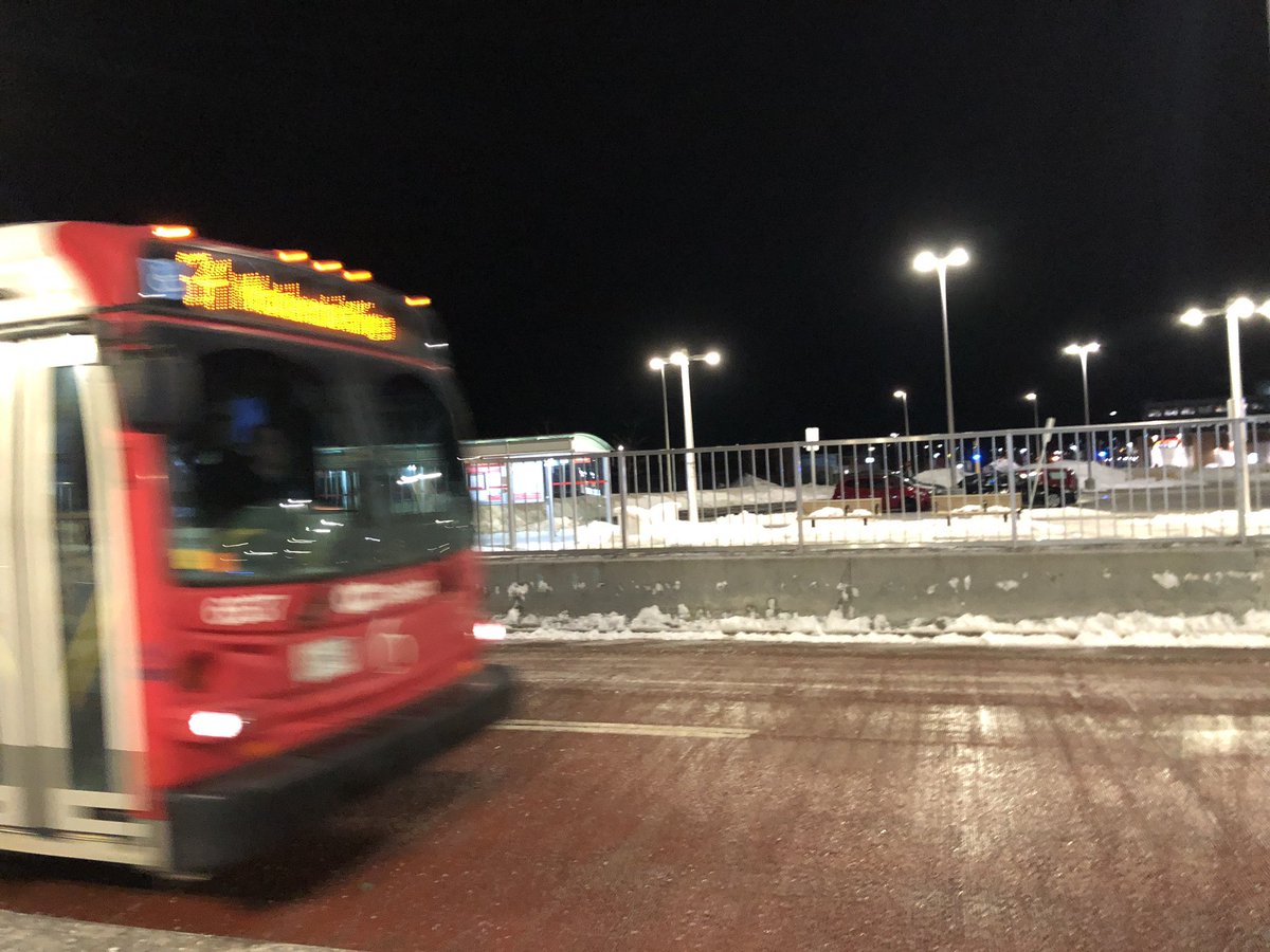 JennaSudds's tweet image. On my way to @ottawacity city hall for council meeting and transit commission meetings. Busy day as the 2019 budget will be tabled. #otttransitchallenge