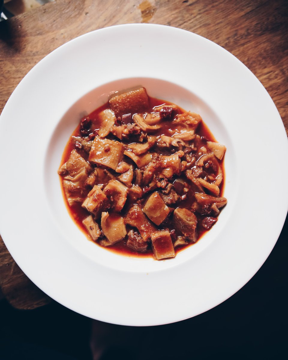 cadelosantander's tweet photo. Guisos perfectos para este tiempo.
Nuestros callos, los de siempre 🔥🔥 https://t.co/5wie3gYLdQ