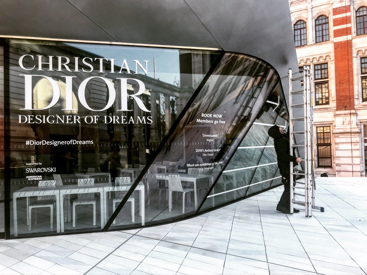 PraxisLimitedUK's tweet photo. last week @PraxisLimitedUK installed #Banners, #Decals, #signage for the #Dior exhibition at @V_and_A Mono banners https://t.co/y3C0sxDFzc #wayfinding #display #café #restaurant for @benguo. Manifest, exterior banner https://t.co/Ig95NI7aqt Exhibition &amp; Cromwell Road entrances https://t.co/5rTp9JP6MQ