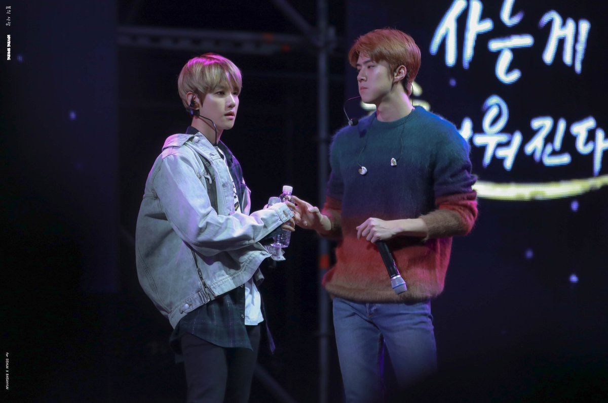 백현형이한테 물 계속 챙겨주는 오세훈 🥰🥰🥰 #세훈 #백현 #SEHUN #BAEKHYUN #세백 #SEBAEK #HUNBAEK
t1.daumcdn.net/cfile/tistory/…
t1.daumcdn.net/cfile/tistory/…
t1.daumcdn.net/cfile/tistory/…
t1.daumcdn.net/cfile/tistory/…