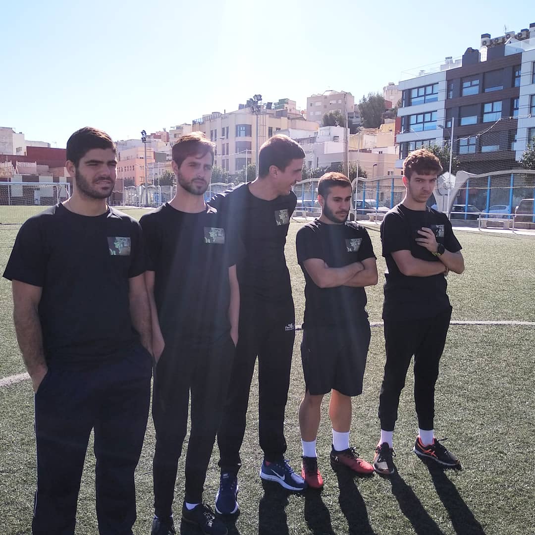 allblacktafad's tweet photo. Ya podéis ver las últimas fotos del campeonato de Rugby de la liga @olympic_tafad_melilla .Con las siguientes clasificaciones:
1. L'KOSTO BOYS
2. ALL BLACK
3.VIKINGOS
- Jugadores estrellas ⭐: • Zacarías • Yusef.
• Cristian J.•Hoy se iniciará la primera sesión de balonmano https://t.co/njQGh5QGLv