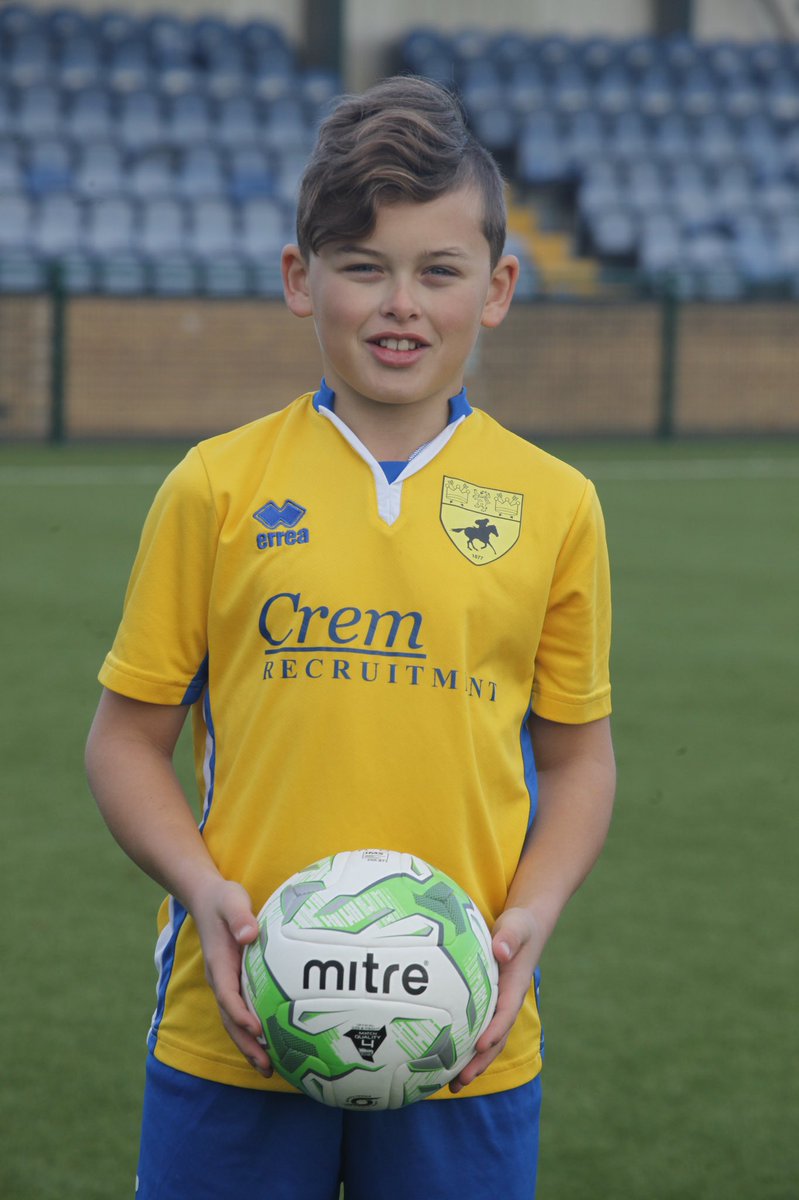 NewmarketTFCU16's tweet photo. #TB1 #KM2 #RD3 #RT5 

📸📸📸📸

Proudly Sponsored By; @CremRecruitment 

Photo Credit: Chez Mil https://t.co/wGRGXzugPQ
