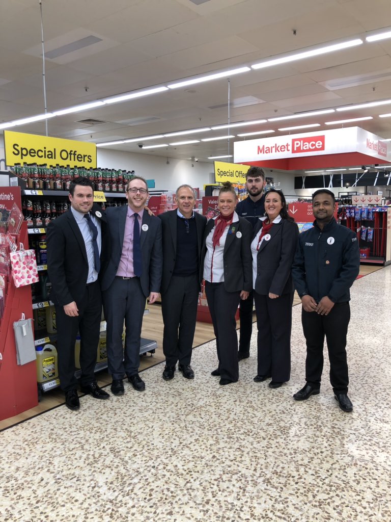 dawn_farnell's tweet photo. Lovely to see Dave Lewis in TESCO Wolverton, meeting the team and loving the shop! @stephencraig83 @Samsanderson10 https://t.co/zMswSIPP7n