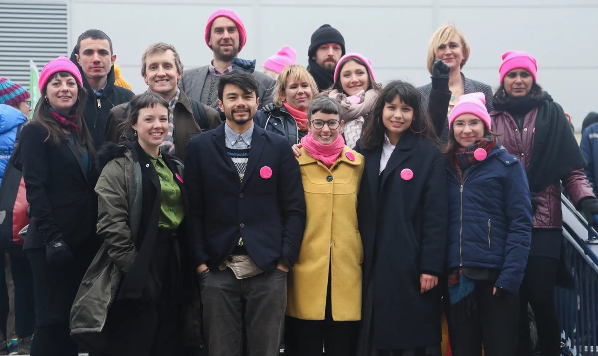 Breaking: The judge has just said the #Stansted15 activists who blocked takeoff of a charter plane at Stansted will not face jail time! Whatever you think about their methods, jail time would have set a dangerous precedent for peaceful protest &amp; civil disobedience in the future.