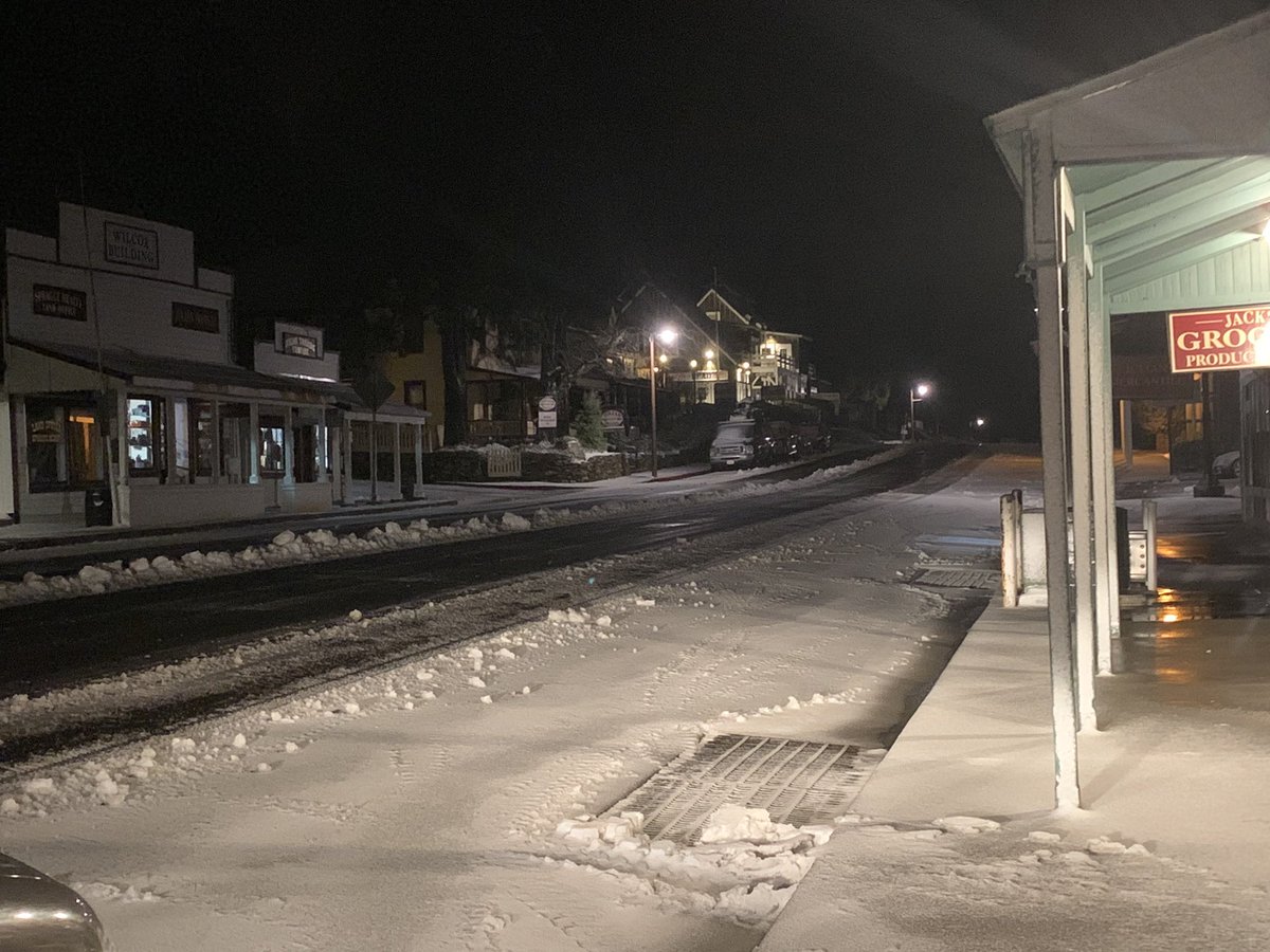 WihlborgKim's tweet photo. Snow in Julian! It seems kind of slushy so I’m not sure how long it will last. @10News https://t.co/4KlNs4uS2W