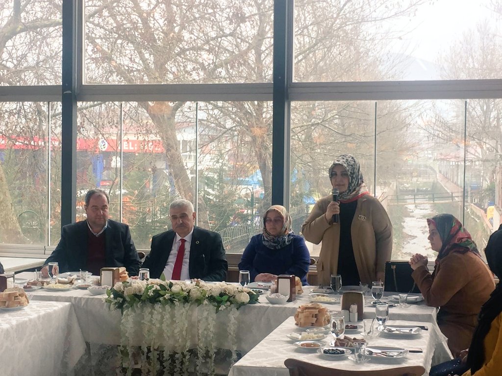 akkadin_sakarya's tweet photo. "İlçemde Sohbet Saati Pamukova" Programımızda, İlçe Bşk. Sn. Burak Çelik, Belediye Bşk. Sn. @cevatkeser001, BB Bşk. Adayımızın değerli eşi Sn. @filizyuce, İlçe Kadın Kolları Bşk. Sn. Canan Boncukçu, Yönetimi ve Mahalle Başkanlarımızla bir araya geldik.

@selvacam @ZHatip https://t.co/f4kocs09ML