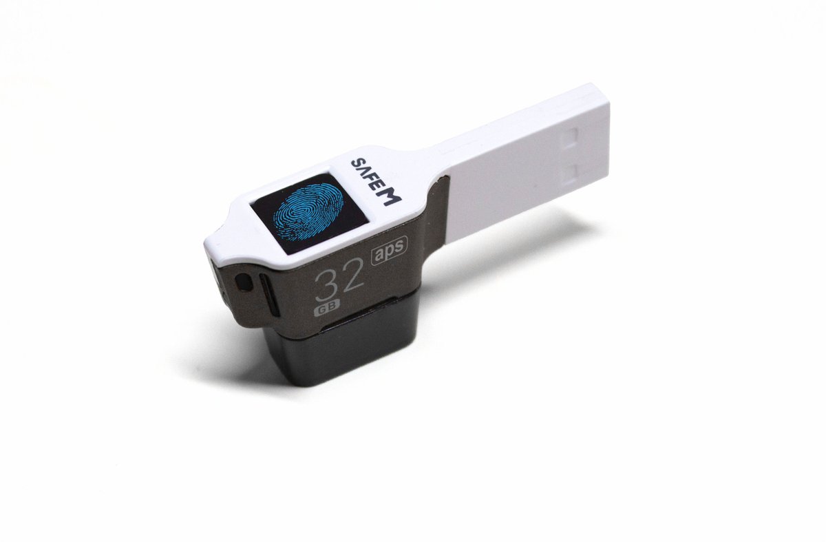 APScard tweet media