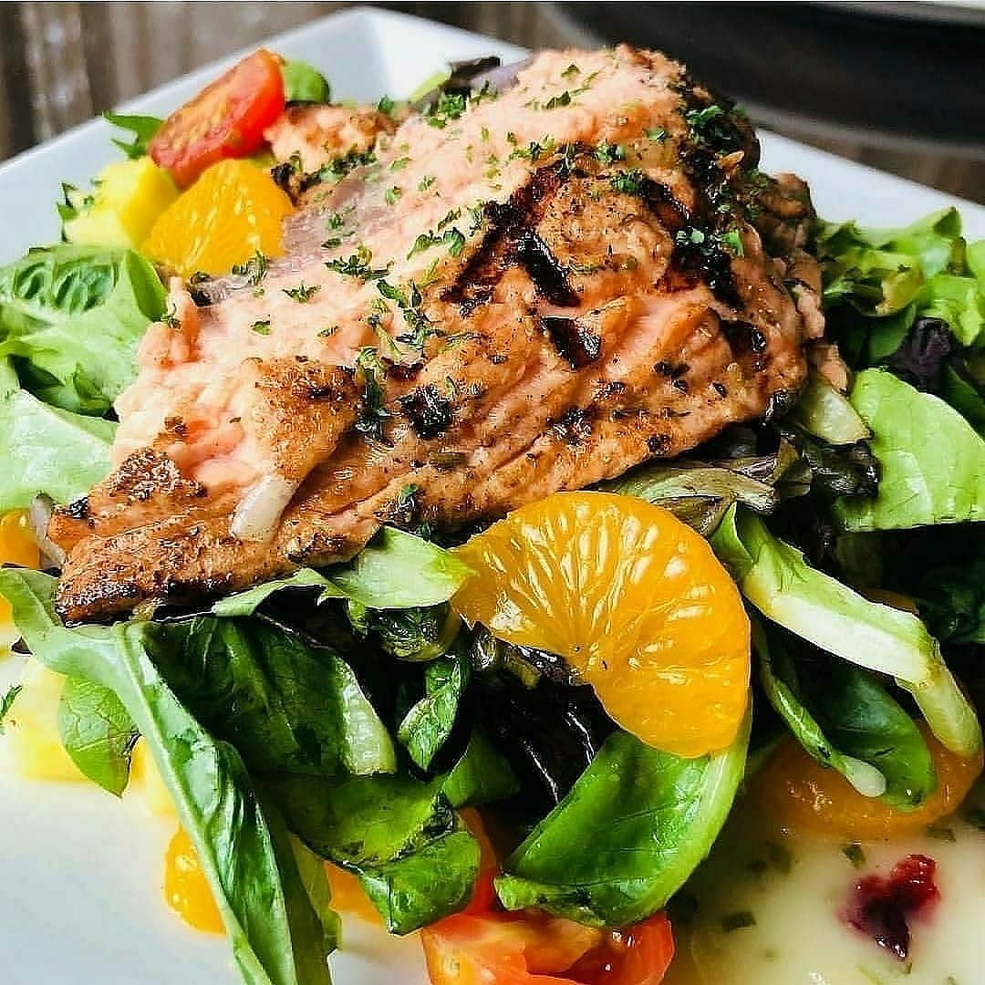 RelishPhilly's tweet photo. Get Over The Mid Day Hump With Us Tomorrow at Relish!
1/2 Price Wine
$25 3 Course Seafood Menu
Jam with the Band
https://t.co/xauzbDGhdD | 215-276-0170
#Relish #RelishPhiladelphia #WDW #WineDownWednesday #Wine #Vino #WednesdayHappyHour #Philadelphia #Amazing #PicOfTheDay https://t.co/z6PqDaNtM5