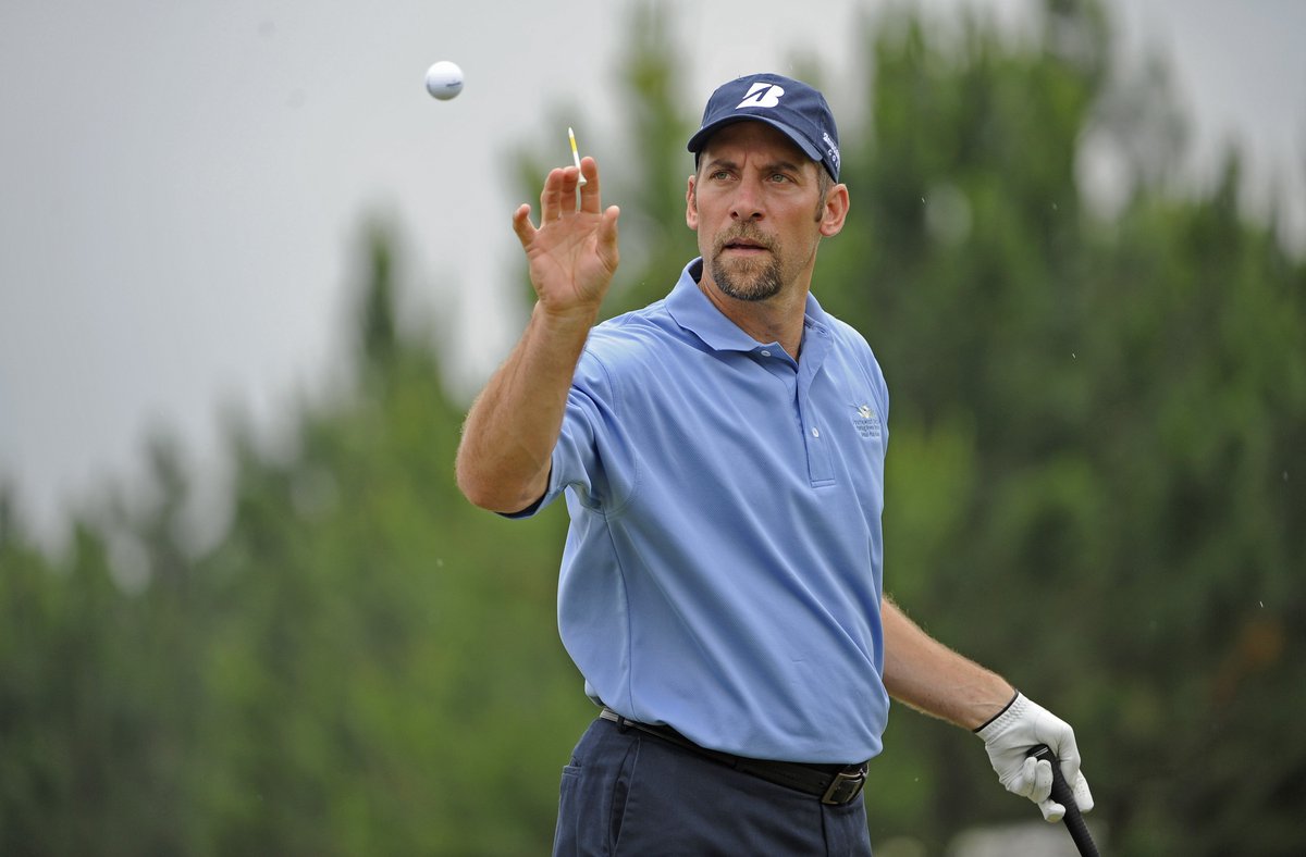 🚨 JUST ANNOUNCED 🚨 
Hall of Fame <a href="/Braves/">Atlanta Braves</a> pitcher John Smoltz will play in the 2019 #AmFamChamp. 

STORY: amfamchampionship.com/from-the-mound…