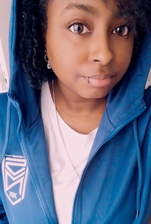mayolajidebt's tweet photo. waay too comfy maaaaan. #MerchDownloaded @SidemenClothing https://t.co/OfNaRRf3ro