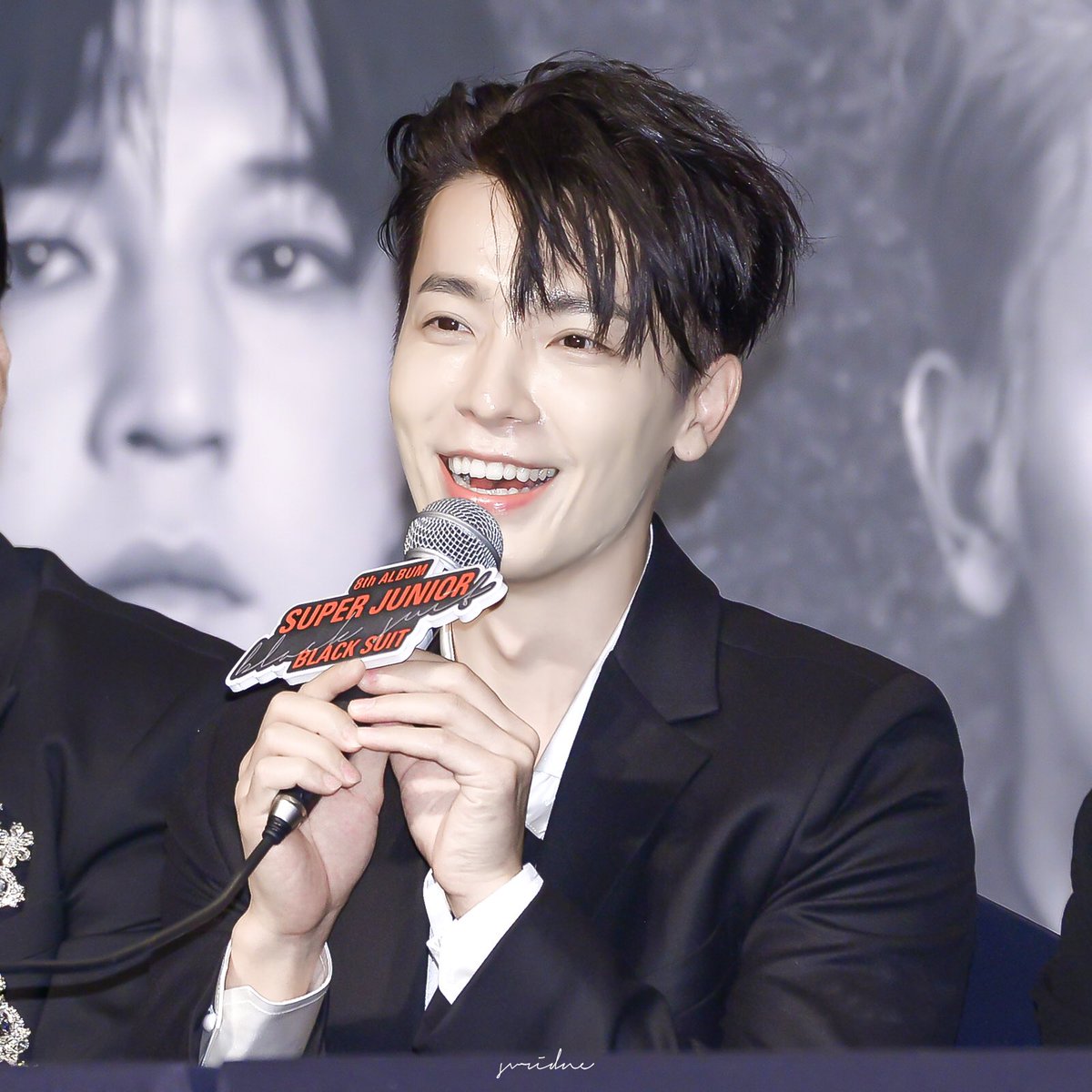 svridne's tweet photo. “𝐼’𝑙𝑙 𝑡ℎ𝑖𝑛𝑘 𝑜𝑓 𝑦𝑜𝑢 𝑒𝑣𝑒𝑟𝑦 𝑠𝑡𝑒𝑝 𝑜𝑓 𝑡ℎ𝑒 𝑤𝑎𝑦.”
#SuperJunior #Donghae 
#SuperJuniorDnE #동해 #이동해 https://t.co/2rqbGPdi46
