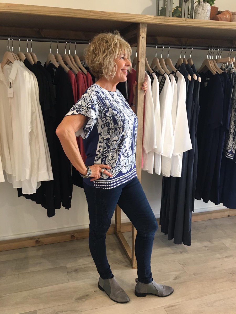 Looking fabulous this crisp Wednesday in blue hues #boutique #boutiqueshopping #lytham #lythamstannes