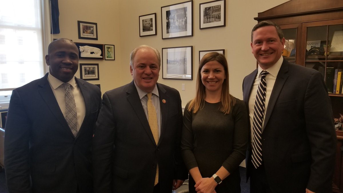 NAIOPPittsburgh's tweet photo. @naioppittsburgh is on #thehill in #washingtondc for our @NAIOP #cllr19 trip.
#CREpgh https://t.co/dP0JCgmJEf