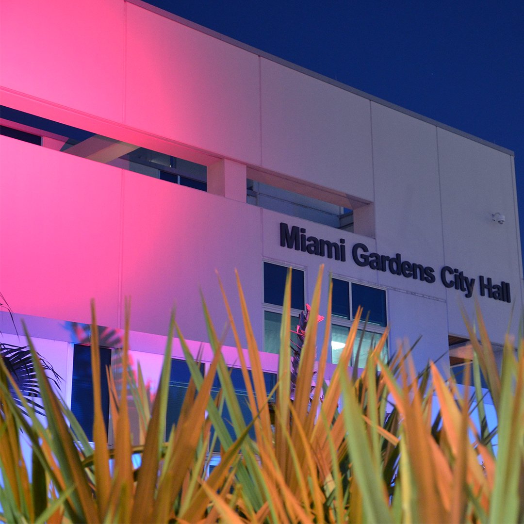 City Of Miami Gardens On Twitter Miami Gardens City Hall Lit Up
