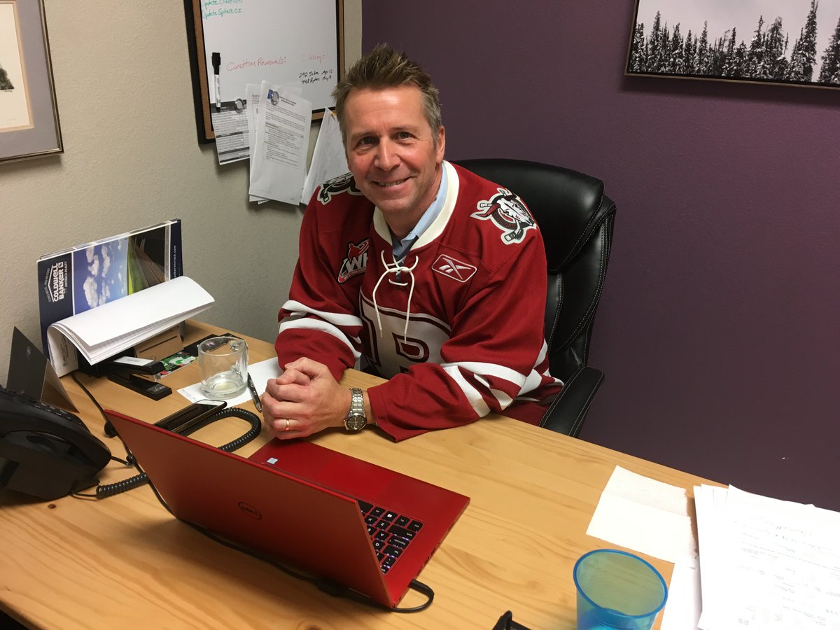 CBOnTrackRealty's tweet photo. Realtor Reveal on @KeyOntrack Scott Key
Did you know Scott enjoys cooking, and takes his guacamole and salsa fresca very seriously? He's traveled to Mexico over 15 times, and he is also a music lover who won't pass up a good concert...who knew?
#realtorreveal #scottkey https://t.co/sDkiHIRXvk