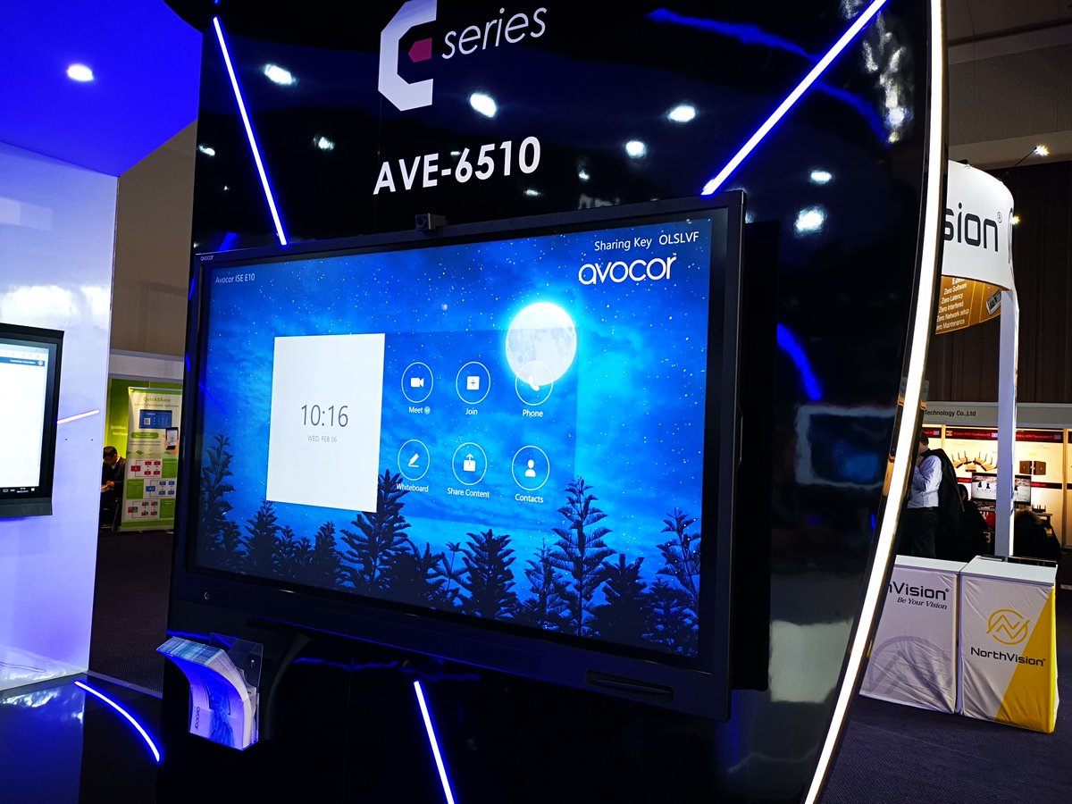 #ISE2019 Takeover: Drooling over the <a href="/AvocorTech/">Avocor</a> Touch Displays. The 6555 offers an all in one AV/UC experience, with 100% zoom integration and technology estate analytics #SMW #AVTweeps <a href="/ISE_Show/">ISE</a>
