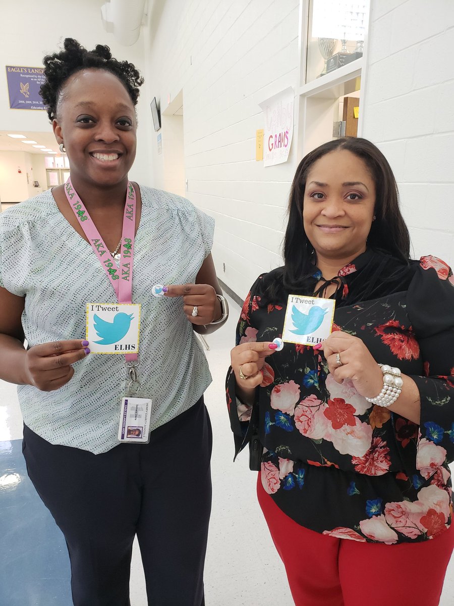RWilliams_EDS's tweet photo. I want to thank these #EagleTeachers & #EagleAdmins for sharing the awesome things happening at @ELHS_HCS via @Twitter! @CoachSDavis18 @drwilliams08 @YvetteDupree @ChansiColeman #BadgeBanditsofELHS #bettertogetherhenry https://t.co/6uUsJ4rXQZ