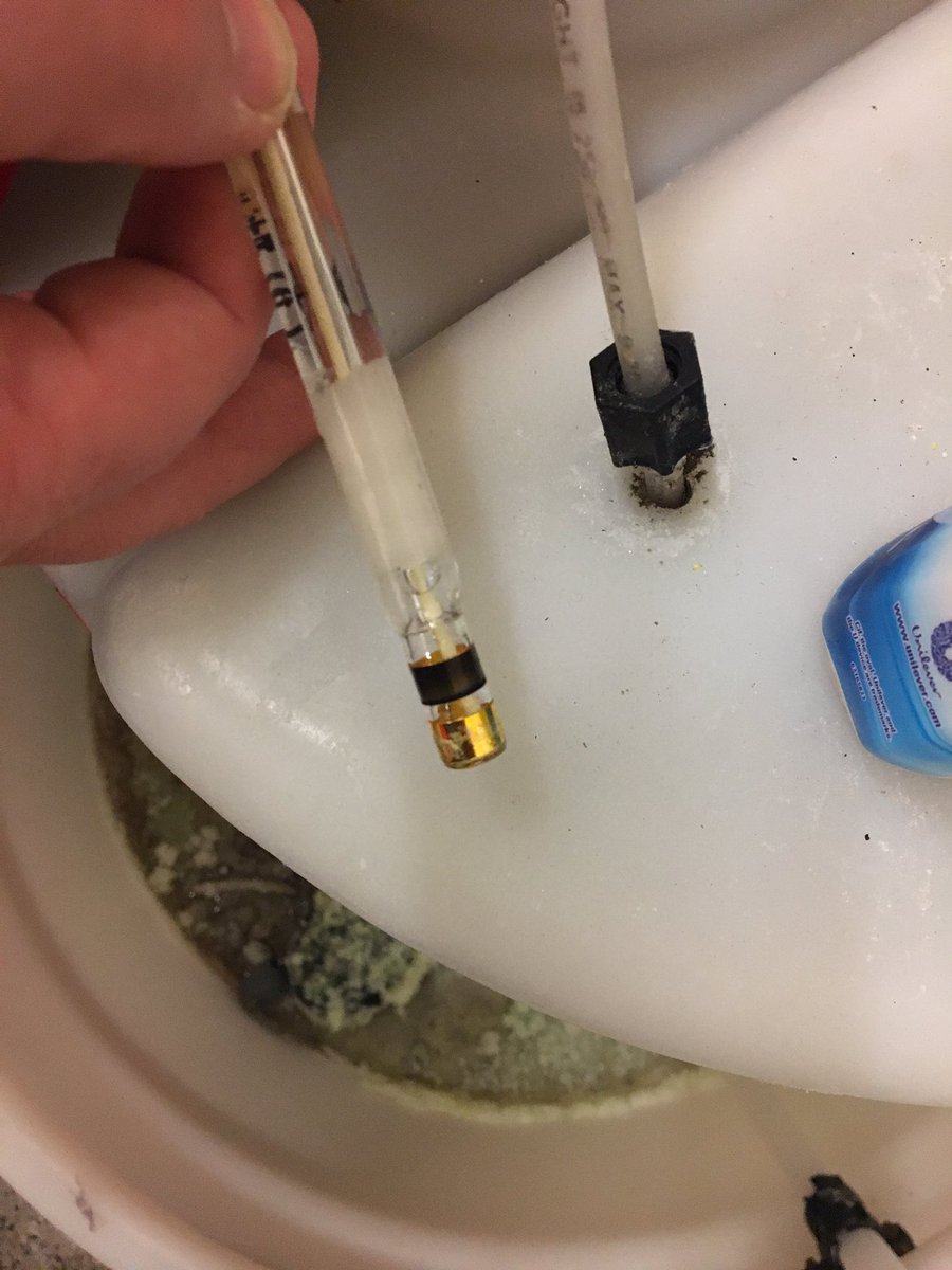 poolplant's tweet image. An absolute pleasure today training Tony Skelton our chief engineer on the Kuntze dosing units. The pictures are of a chlorine probe before and after it is cleaned with Kuntze chlorine probe cleaner.