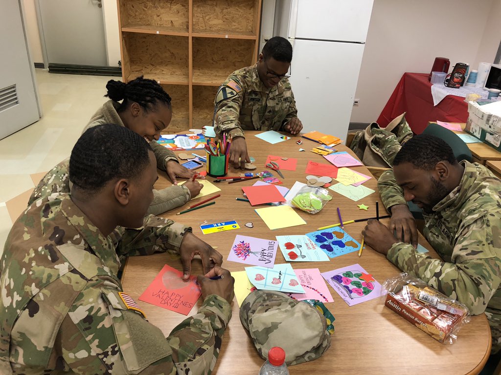 MrsBigSarge_AF's tweet photo. Soldiers spreading a little Valentine love at Camp MK! @pmmacias @atornetta @ https://t.co/NHkUSqOh2u