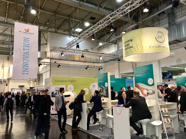 S2S4E's tweet image. #S2S4E is now at #energy trade fair #Eworld2019 in #Essen. Come by the @Nnergix stand, within the @InnoEnergyEU startup hub in exhibition hall 4, to try our new #weather #forecasting tool for the energy industry! s2s4e.eu/newsroom/news/… @EU_H2020 @EworldEssen #climateservices