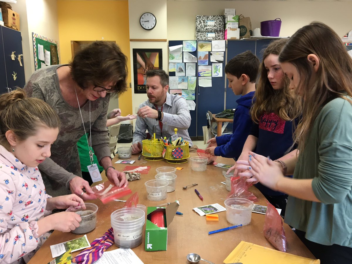 Cynwyd5thGrade's tweet photo. The @CynwydGreen council was at work today preparing seeds for early spring planting with a process called #ColdStratification. We are a bit late to start this, but our fingers are crossed. https://t.co/SSj5wFHtd5