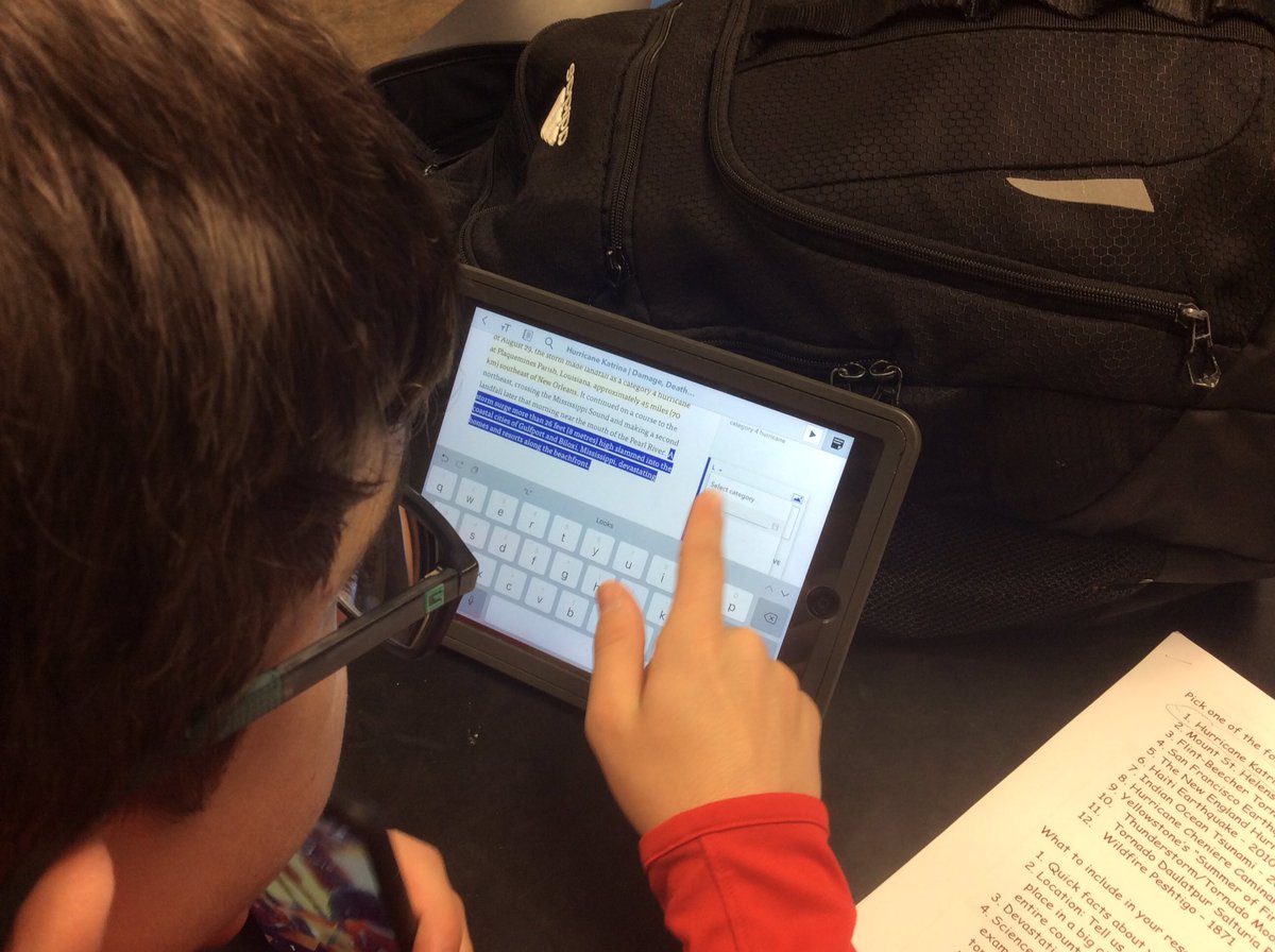 twilkens21's tweet image. Students in Natural Disasters importing and annotating articles for their research project using Actively Learn. #activelylearn #mineolahs #MineolaProud