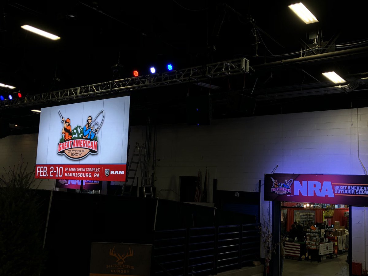 JPLilleyAV's tweet image. A few pictures of our AV setups before the crowds hit during the 2019 Great American Outdoor Show. #GAOS2019 #KnowItWorks #DoLiveBetter #LEDVideoWallRentals #DigitalSignage #EventProduction