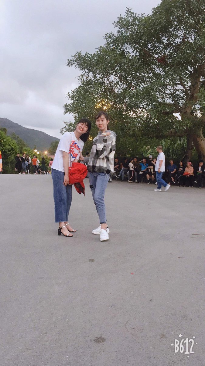 KieuchiExo's tweet photo. Trông buồn cừi quá điiiiii https://t.co/fzGBemK7Aj