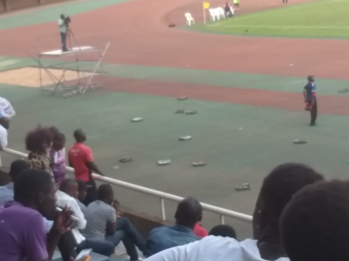 BrianKawalya1's tweet photo. Villa fans throw Namboole seats down, in protest to Referee George Olem's calls.

78' @SCVillaJOGOO 1-1 @BrightStarsFC 

#VILBRI
#StarTimesUPL https://t.co/CgDuRs9OVE