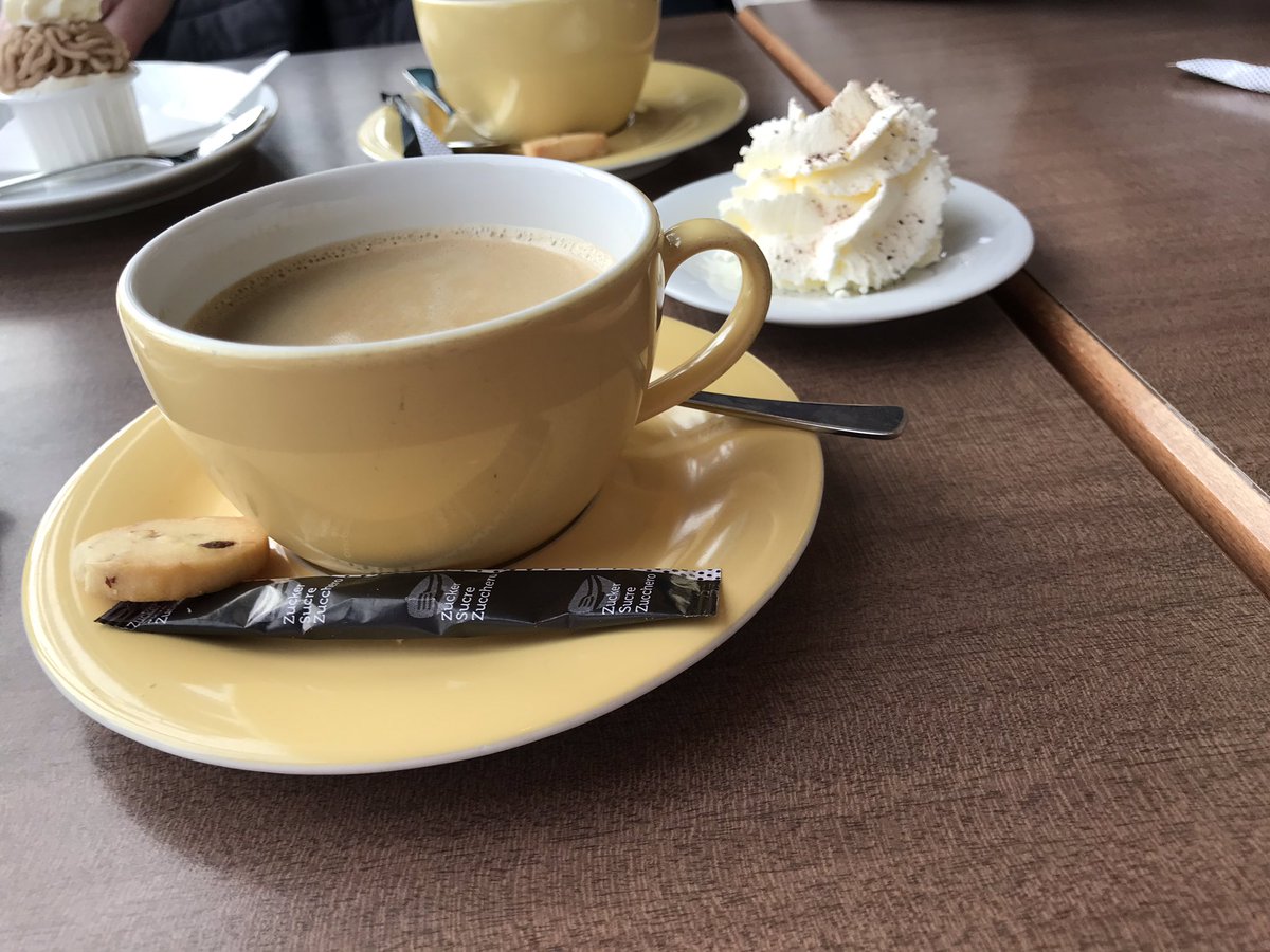 Klostifan1981's tweet photo. Wir waren im #Riggi ☕️🍰 und fahren jetzt noch ein bisschen rum, Kitty die Gegend zeigen 😆 https://t.co/bXFgFRt890