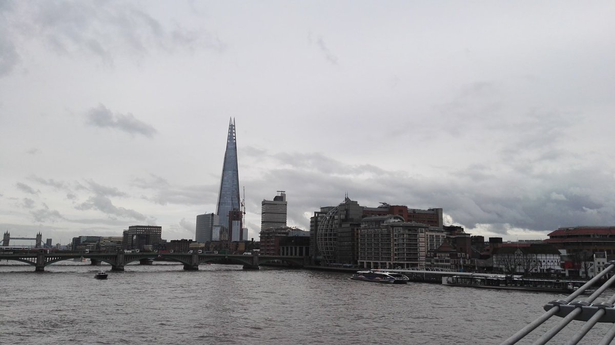 TrinityArtPhoto's tweet photo. Enjoyed seeing the sights around London on our walks between galleries! https://t.co/j4ypox9u01