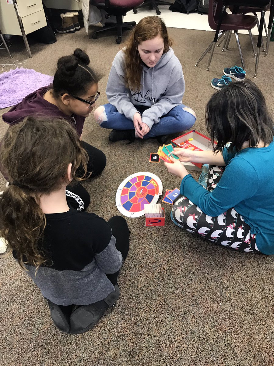 tierneyrowe's tweet photo. Everyone is involved in @GSPlayDay today! Even our HS helpers #GSPD2019 #WElearns #WEplay #FourthGradeRocks https://t.co/aPeiWfVaYP