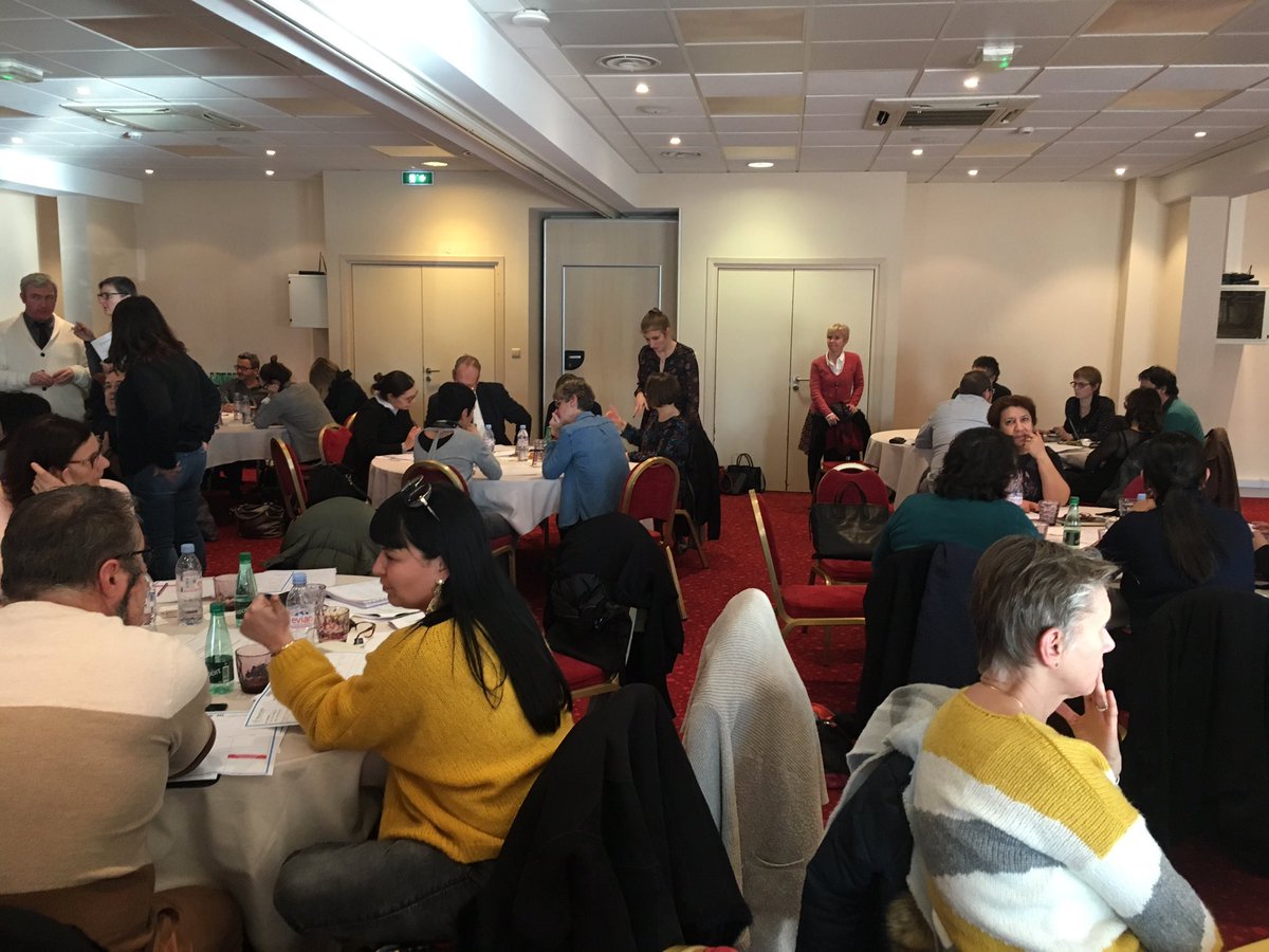 AstridBaudRoche's tweet photo. Journée de travail @MLJ_AURA les Présidents du bureau régional , nous faisons le point sur les sujets d’actualité: #ouiform #imilo #formation #egalite Et bilan du séminaire sur la digitalisation du réseau #missionlocale. @MLJeuneChablais https://t.co/i3jB4Kce3x