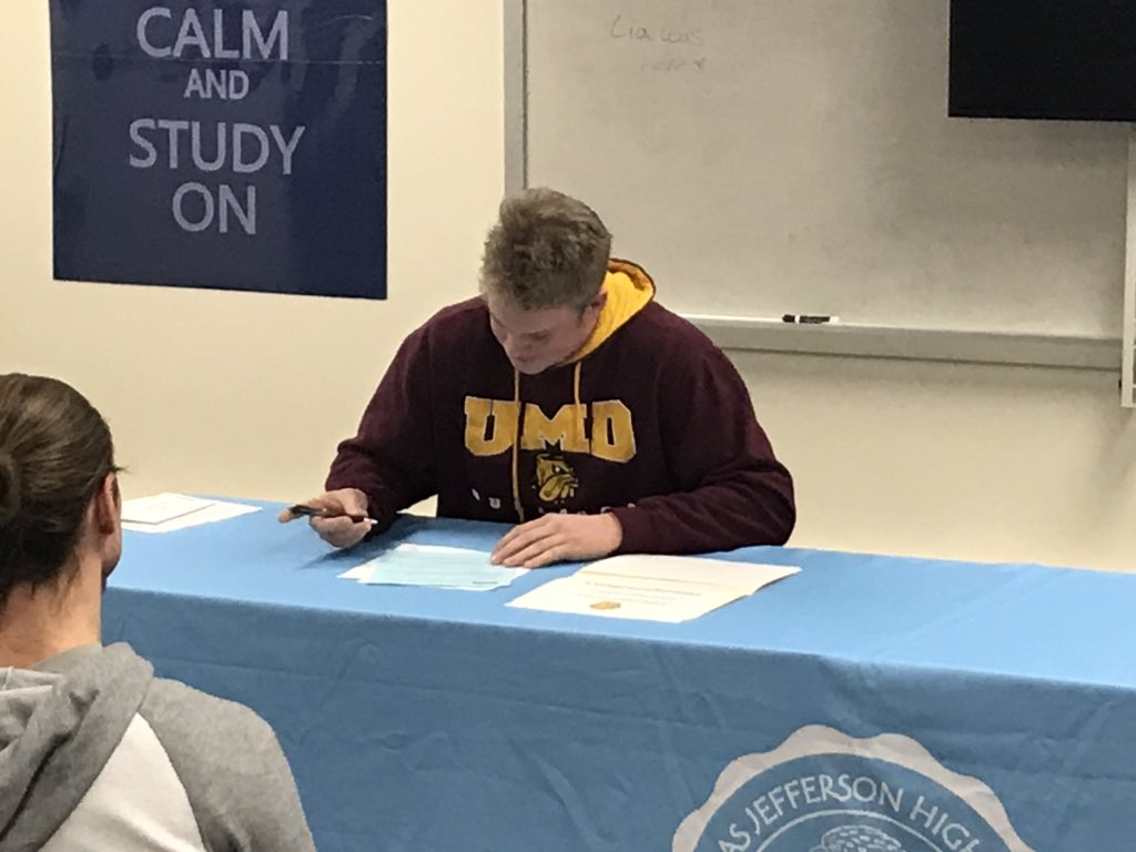 Caden signing with <a href="/UMD_Football/">UMD Football</a>   #gobulldogs