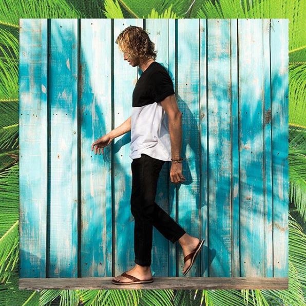 SAFSwimShow's tweet photo. Takin' a walk on the wild side in @sanuk 🌴🐾 

#365DaysofResort #Day37 #SwimShowExhibitor #SwimBeachResort #SeeYouAtSwimShow #SwimShow2019 https://t.co/yBYl1k6jKe
