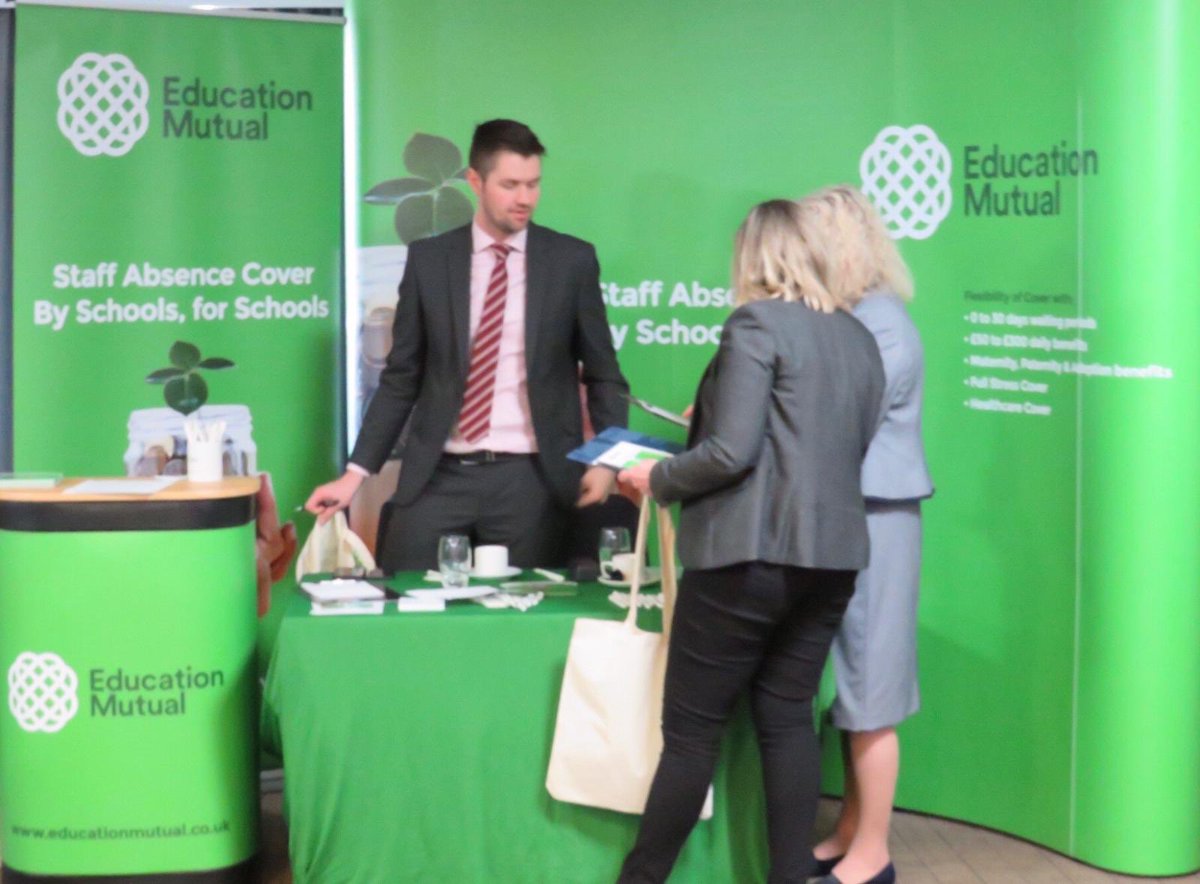 HEYSBL's tweet photo. More pics from our spring event! Roll on summer! To get involved please head over to our website to register! https://t.co/A6ZTJTtyh6 https://t.co/aEYP408Gnr